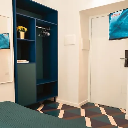 Bovio Apartment&rooms * Napels